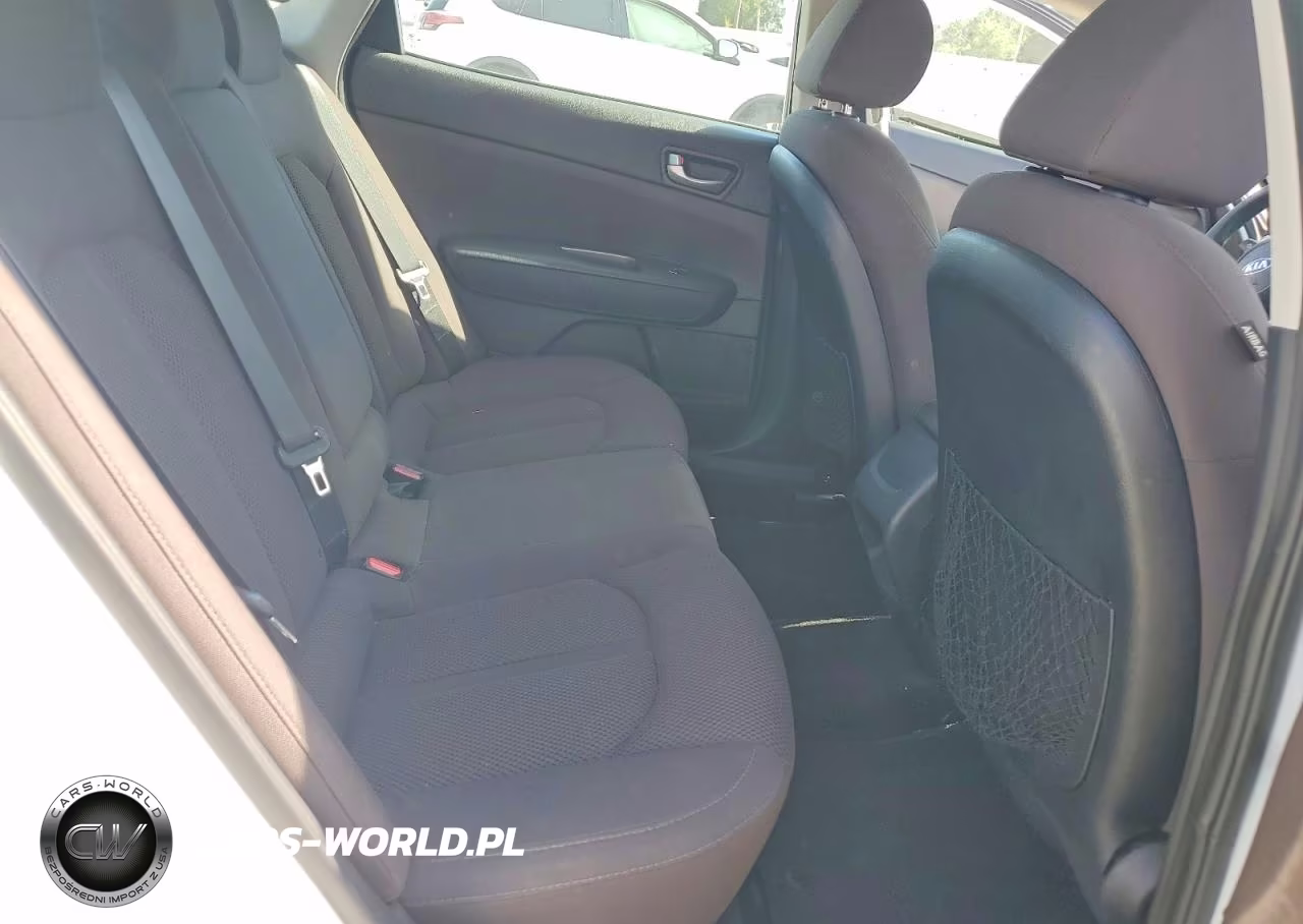 2020 Kia Optima Lx VIN:5XXGT4L32LG427752 - 10