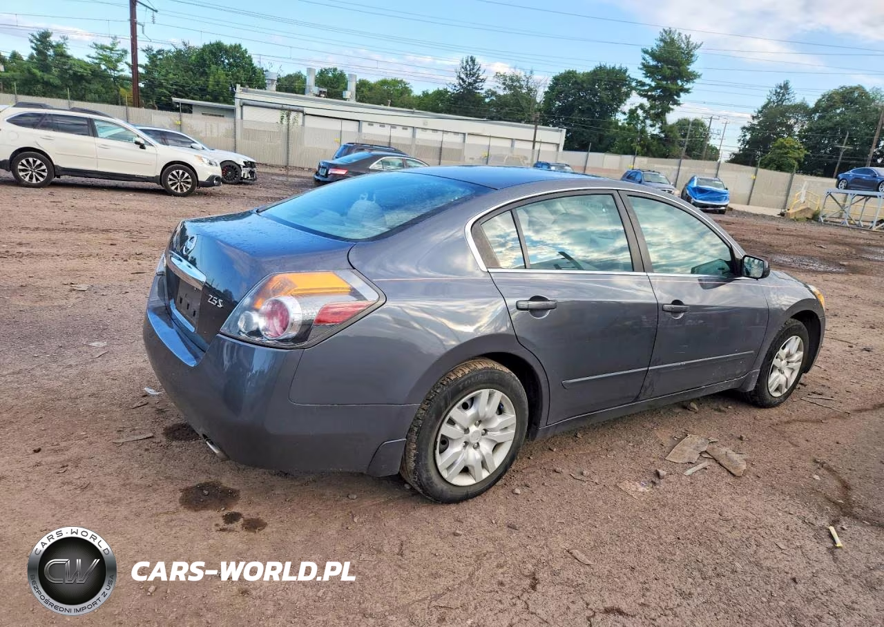 2012 Nissan Altima 2.5 VIN:1N4AL2AP5CC131002 - 3