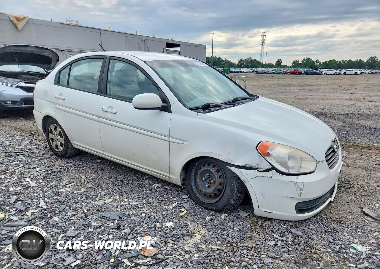 2011 Hyundai Accent Gls VIN:KMHCN4ACXBU604807 - 4