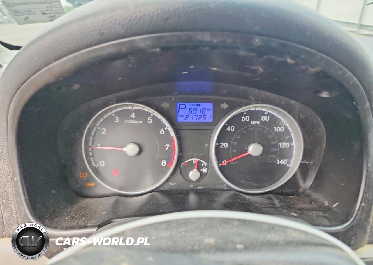 2011 Hyundai Accent Gls VIN:KMHCN4ACXBU604807 - 9