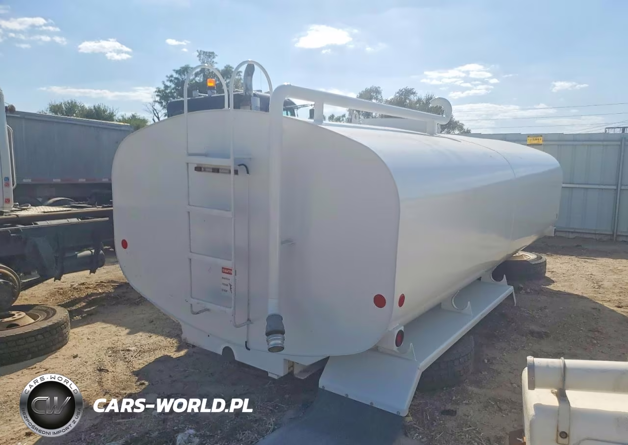 1999 Freightliner Conventional Fld112 Tank Truck VIN:1FUY3EDB4XLB43105 - 10