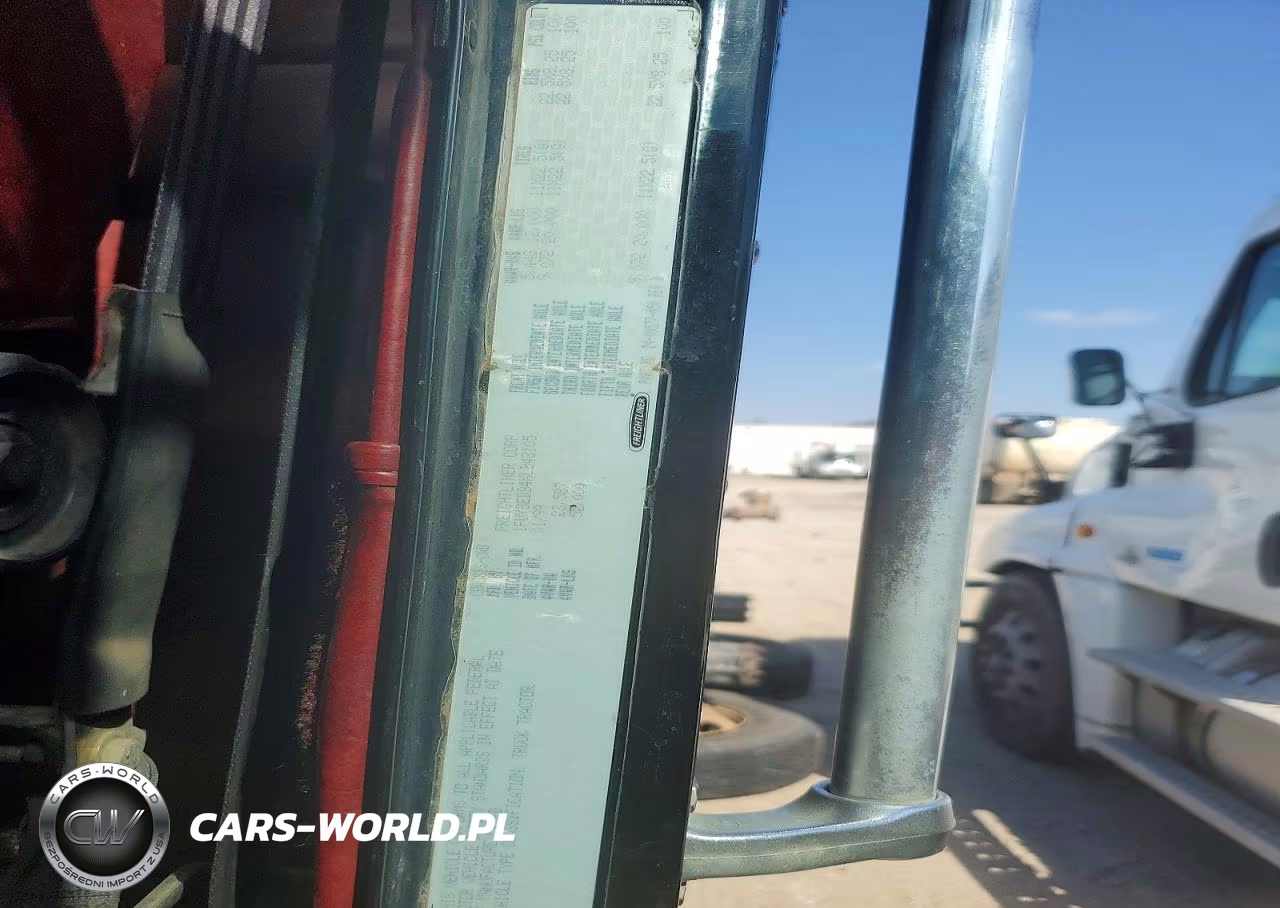 1999 Freightliner Conventional Fld112 Tank Truck VIN:1FUY3EDB4XLB43105 - 13