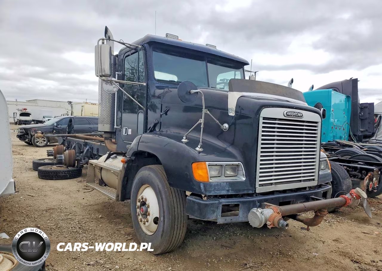 1999 Freightliner Conventional Fld112 Tank Truck VIN:1FUY3EDB4XLB43105 - 4