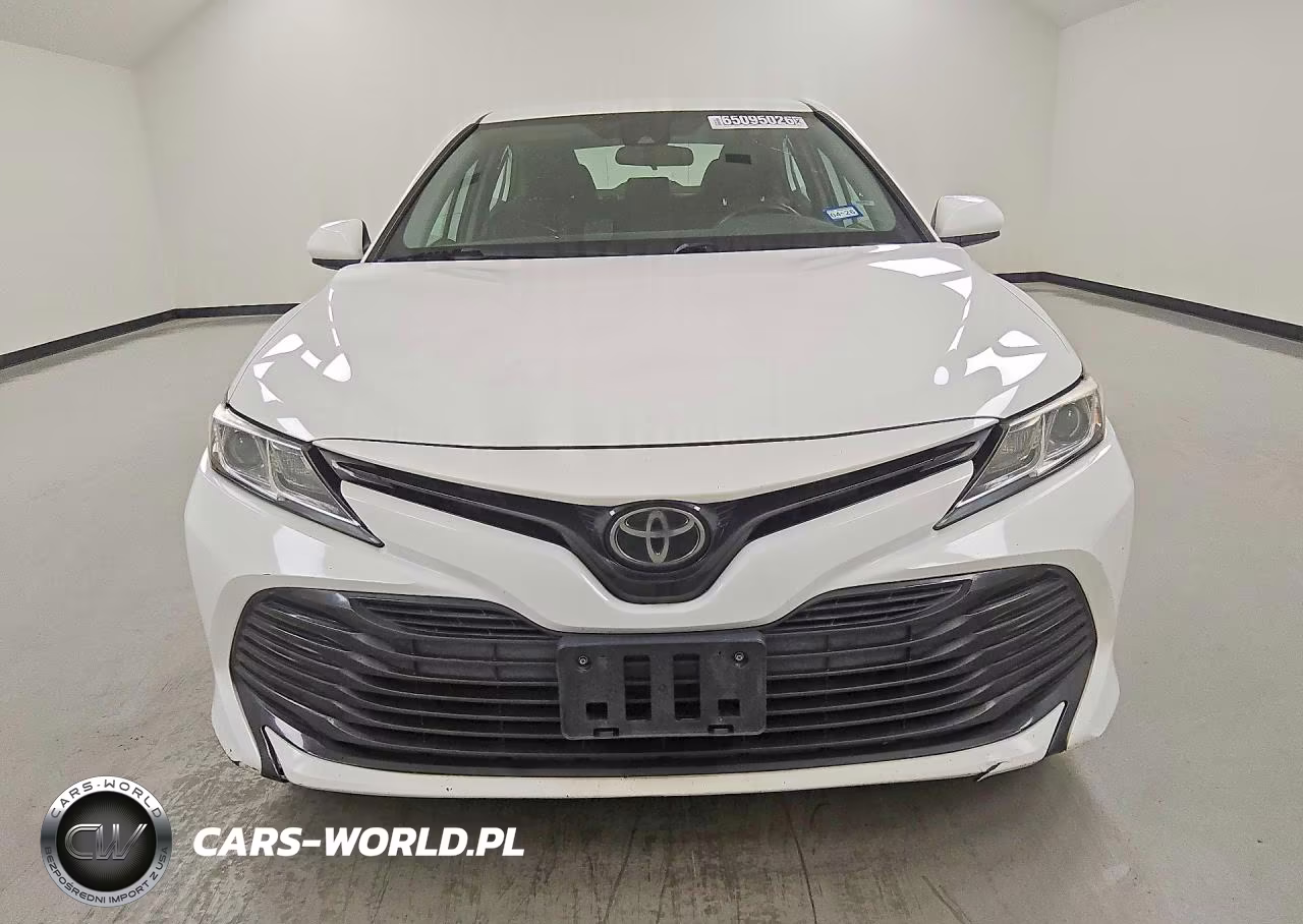 2020 Toyota Camry Le VIN:4T1C11AK2LU355437 - 5