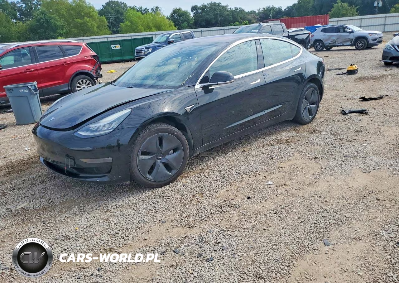 2018 Tesla Model 3 – zdjęcie 1 z 12
