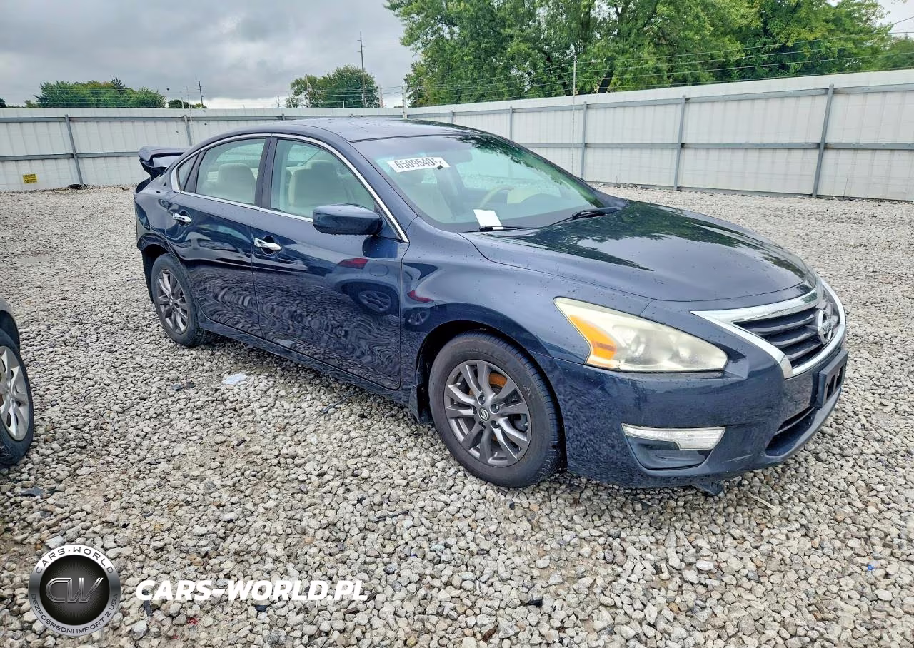 2015 Nissan Altima 2.5 S VIN:1N4AL3AP8FC499846 - 4