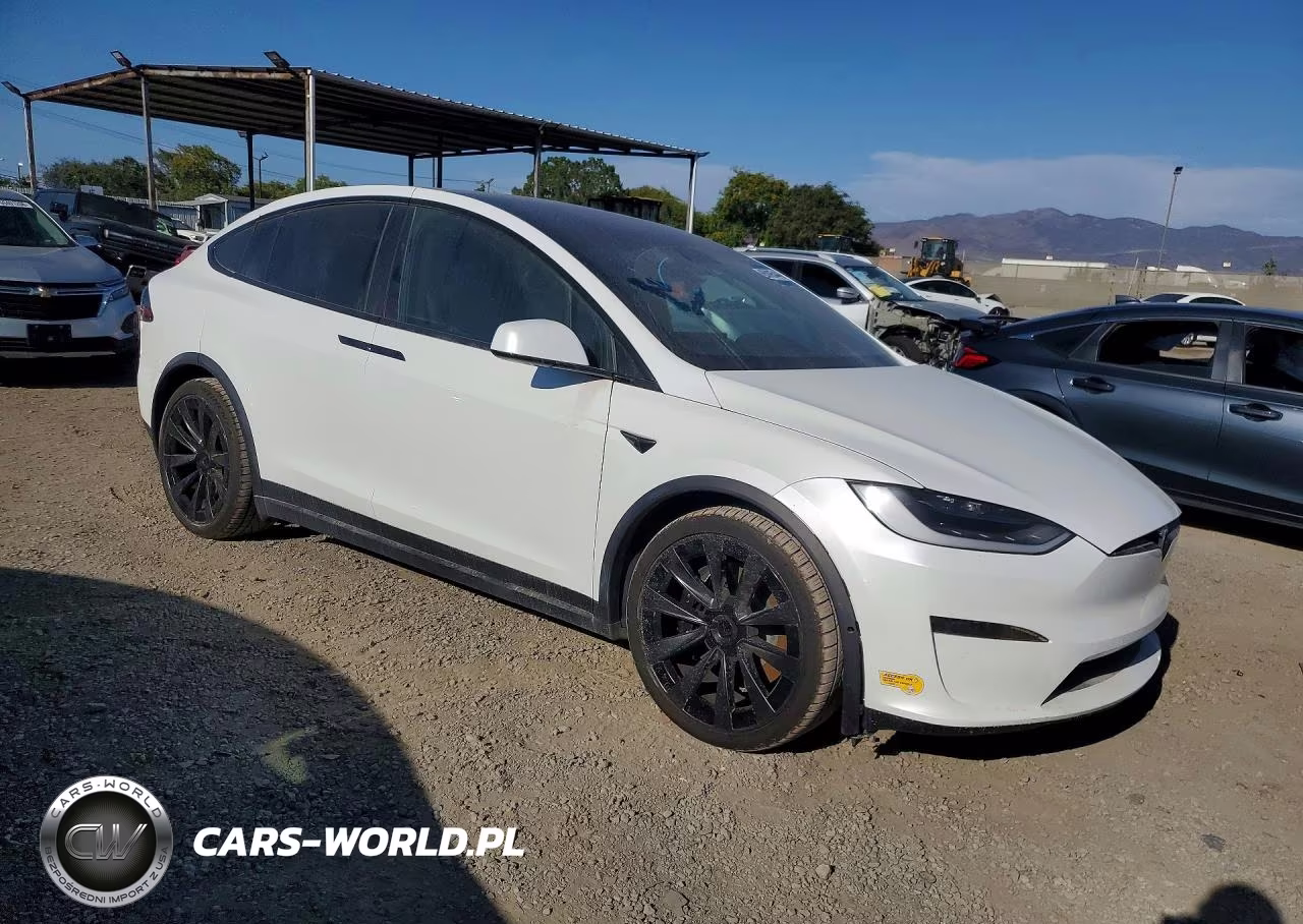 2022 Tesla Model X Plaid Tri Motor All-Wheel Drive VIN:7SAXCBE63NF349390 - 4