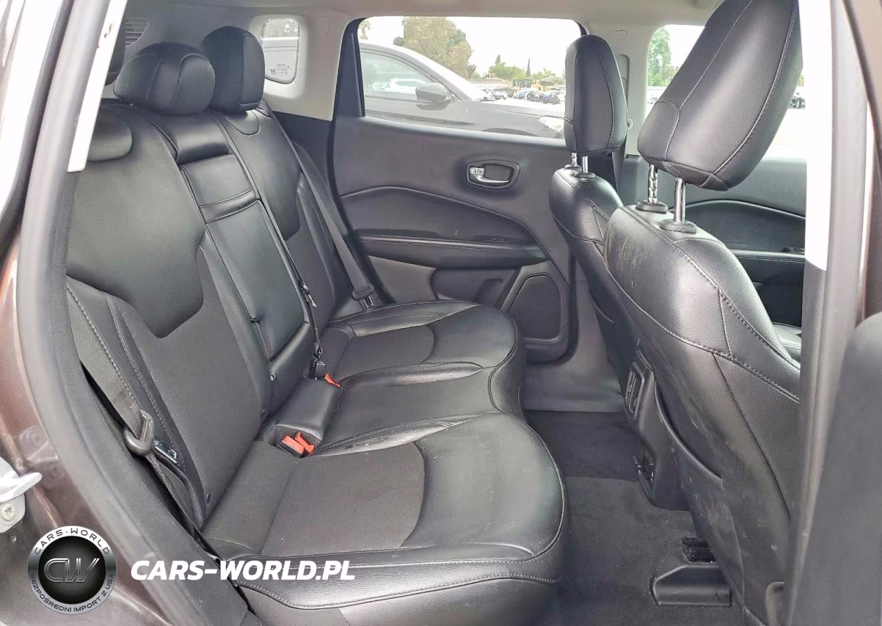 2019 Jeep Compass Latitude VIN:3C4NJCBB2KT762903 - 11