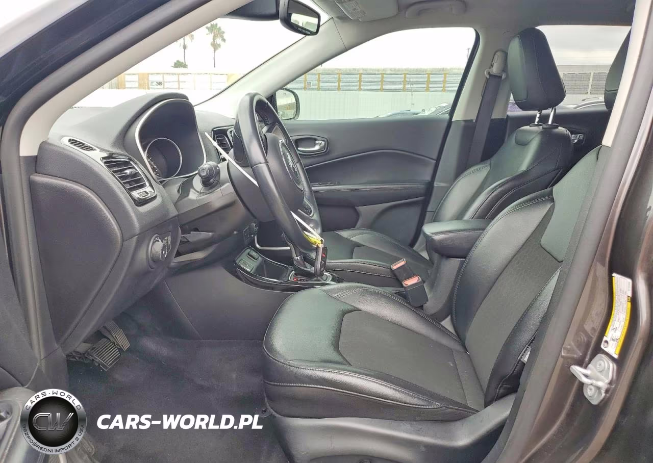 2019 Jeep Compass Latitude VIN:3C4NJCBB2KT762903 - 7