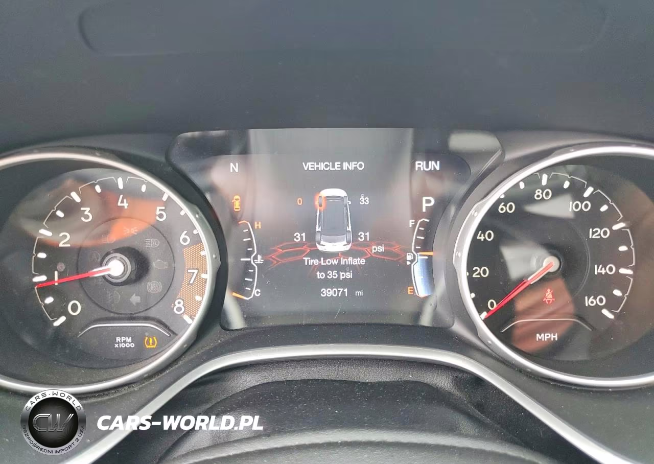 2019 Jeep Compass Latitude VIN:3C4NJCBB2KT762903 - 9