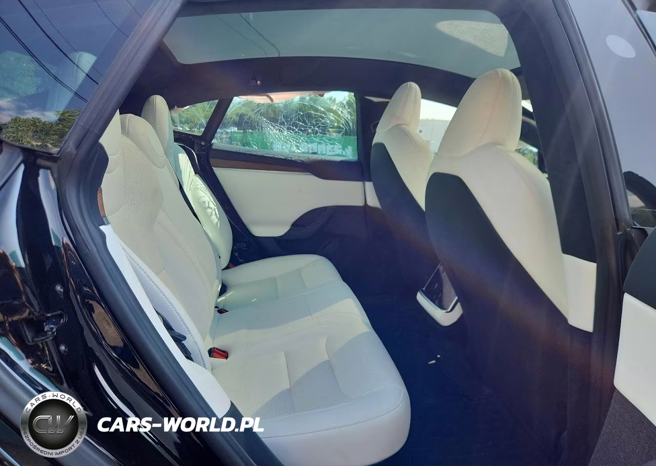 2024 Tesla Model S VIN:5YJSA1E52RF543624 - 10
