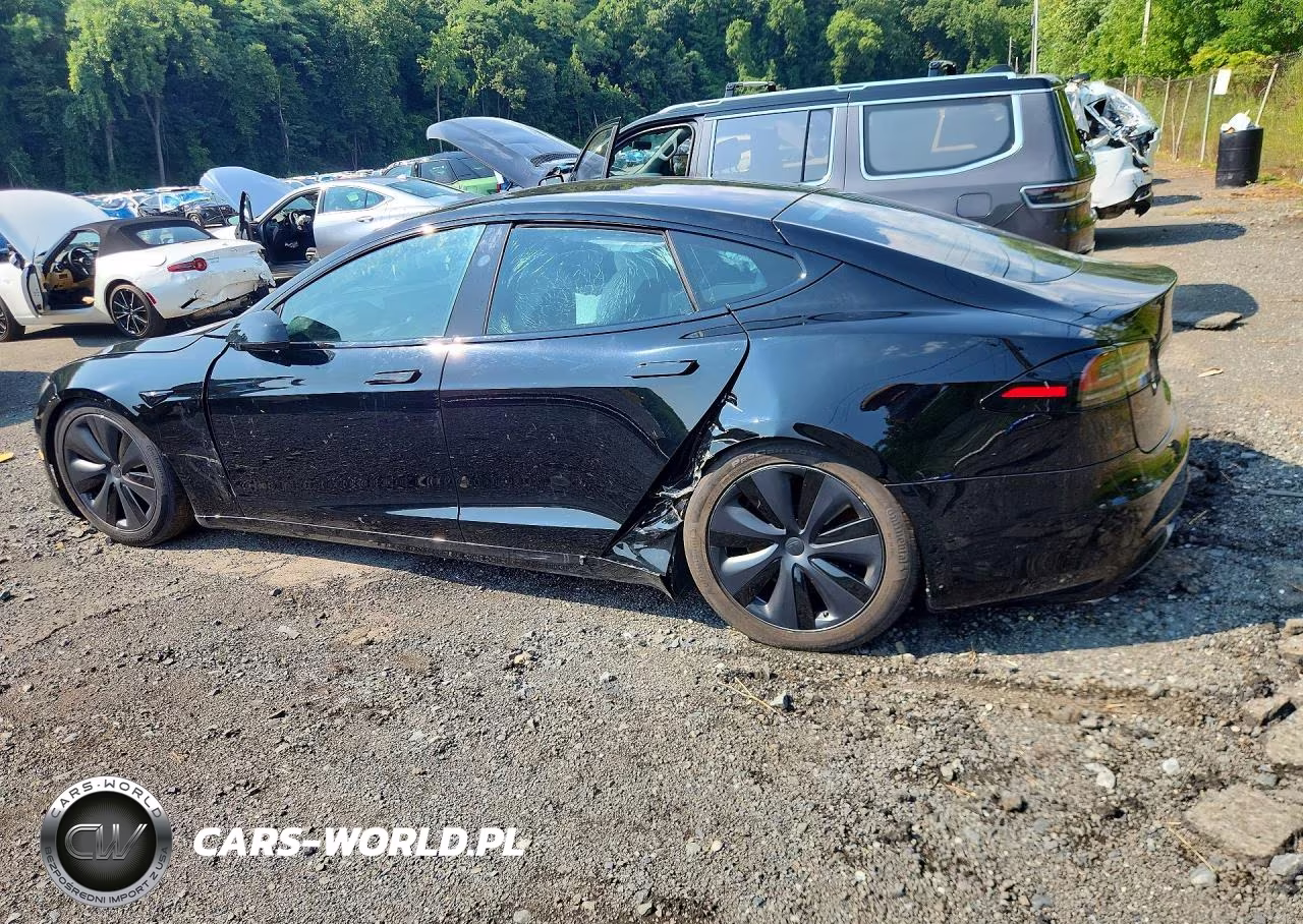 2024 Tesla Model S VIN:5YJSA1E52RF543624 - 2