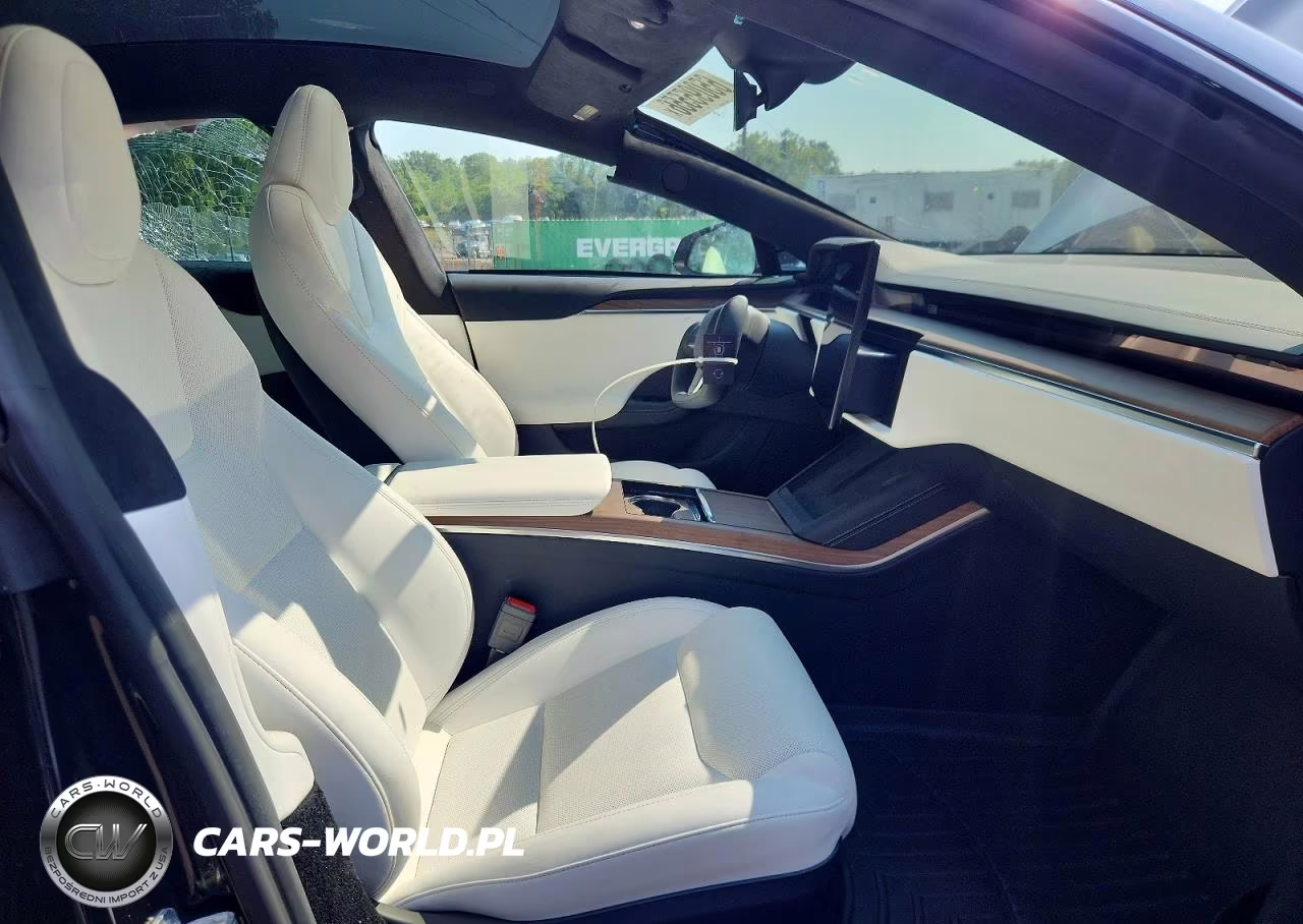 2024 Tesla Model S VIN:5YJSA1E52RF543624 - 7