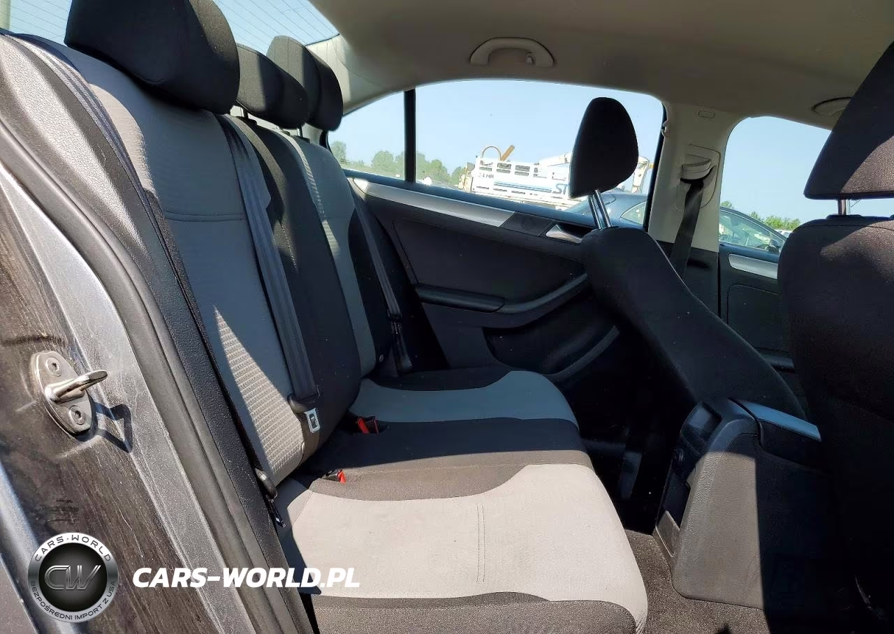 2017 Volkswagen Jetta S VIN:3VW2B7AJ5HM329348 - 10