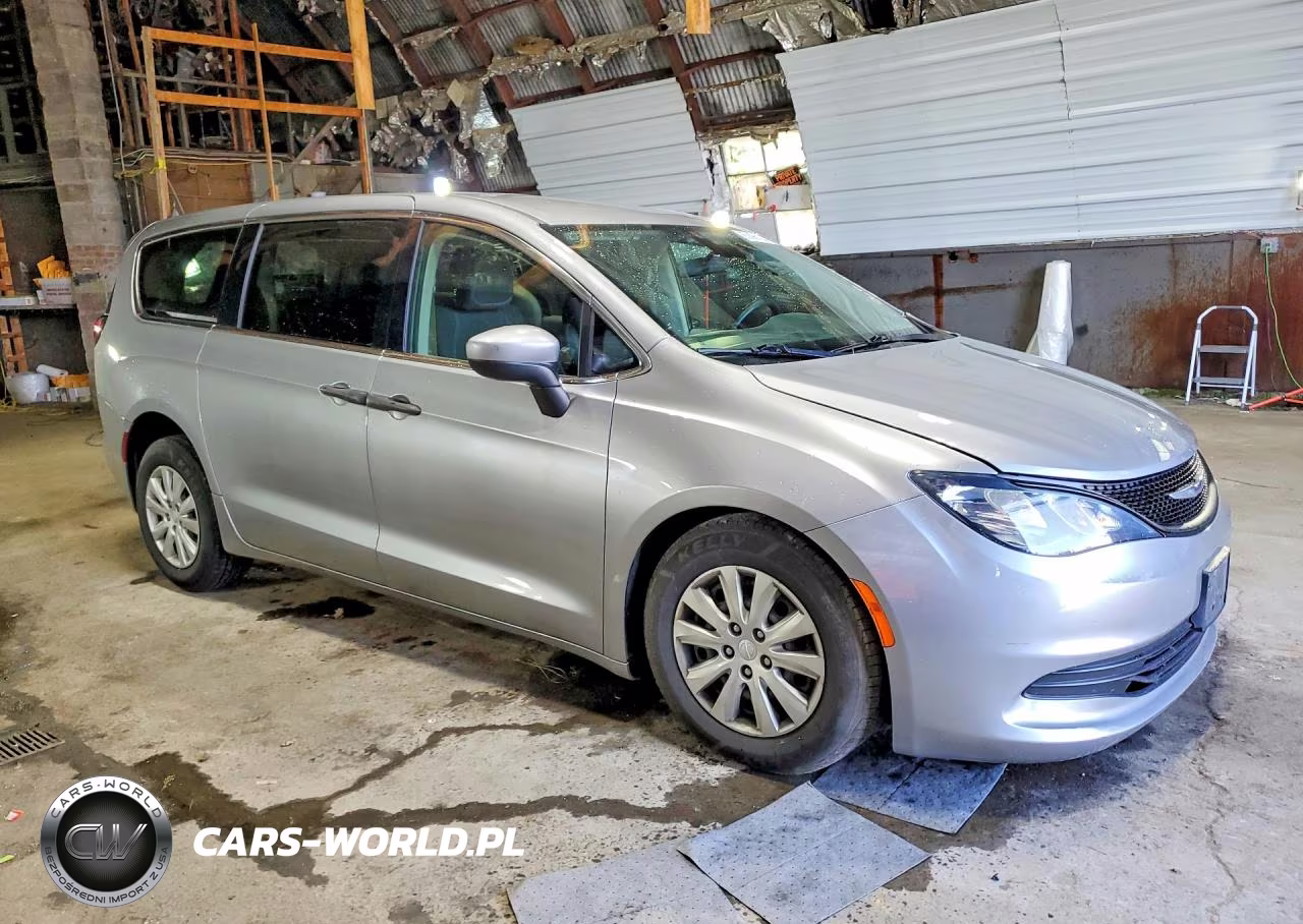 2020 Chrysler Voyager L VIN:2C4RC1AG6LR117754 - 4