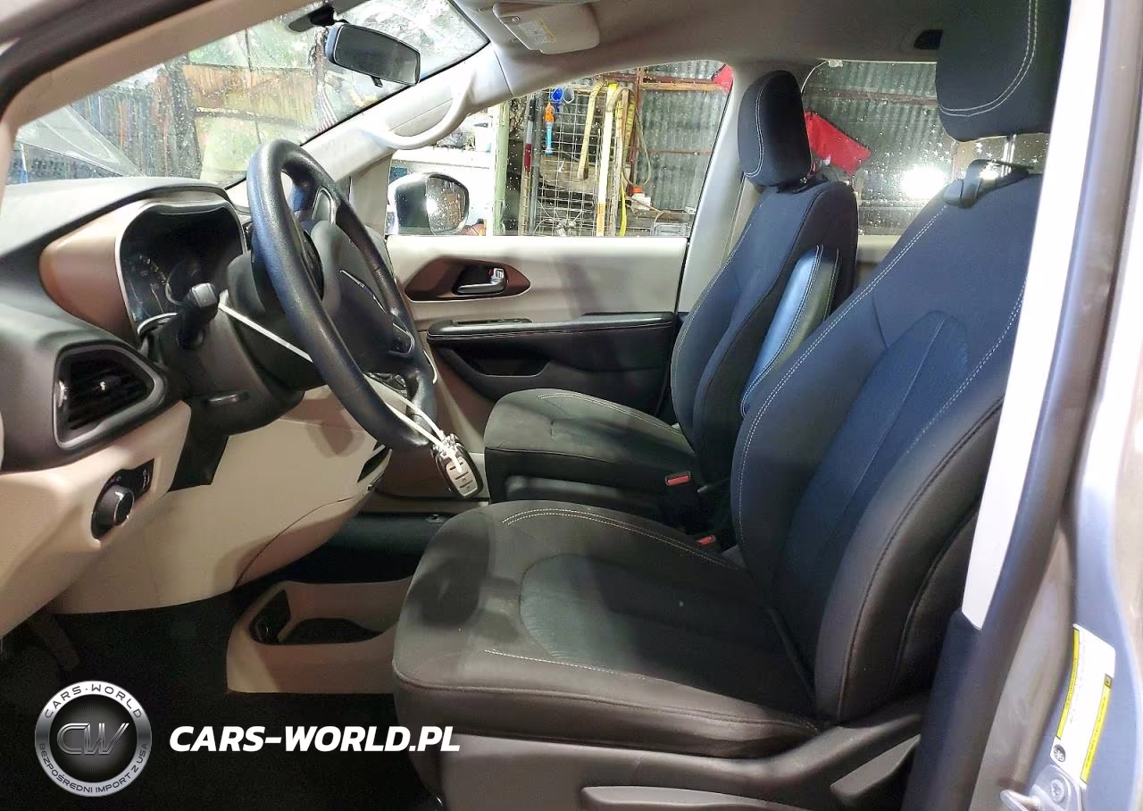 2020 Chrysler Voyager L VIN:2C4RC1AG6LR117754 - 7