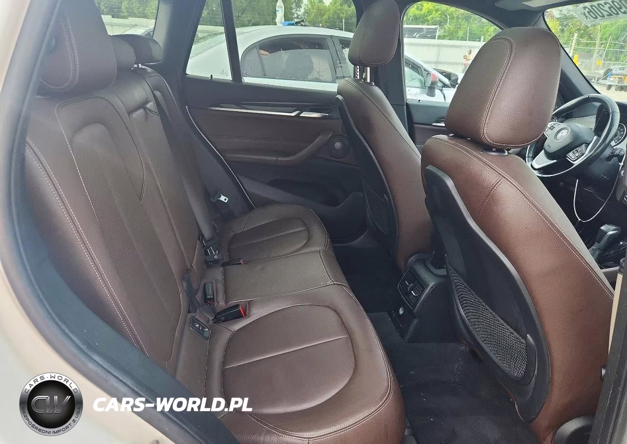 2016 BMW X1 xDrive28I VIN:WBXHT3C36GP881907 - 11