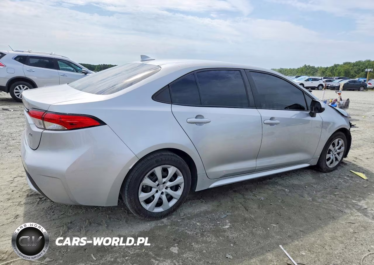 2022 Toyota Corolla Le VIN:5YFEPMAE7NP307083 - 3