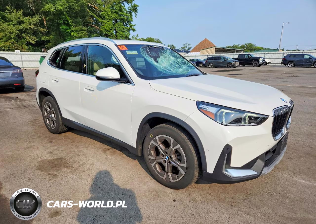 2023 BMW X1 xDrive28I VIN:WBX73EF09P5W47815 - 4