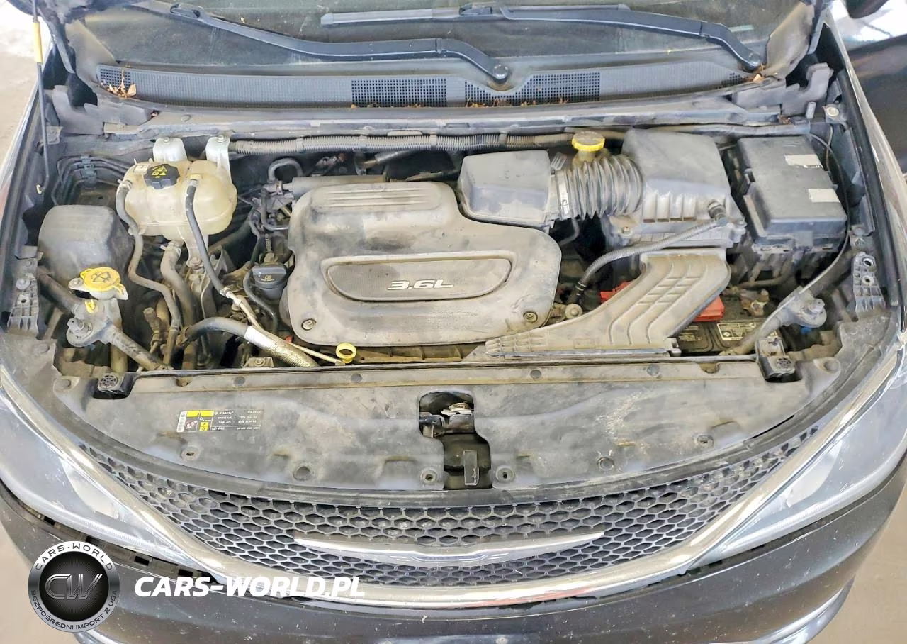 2017 Chrysler Pacifica Touring L VIN:2C4RC1BG2HR759135 - 12