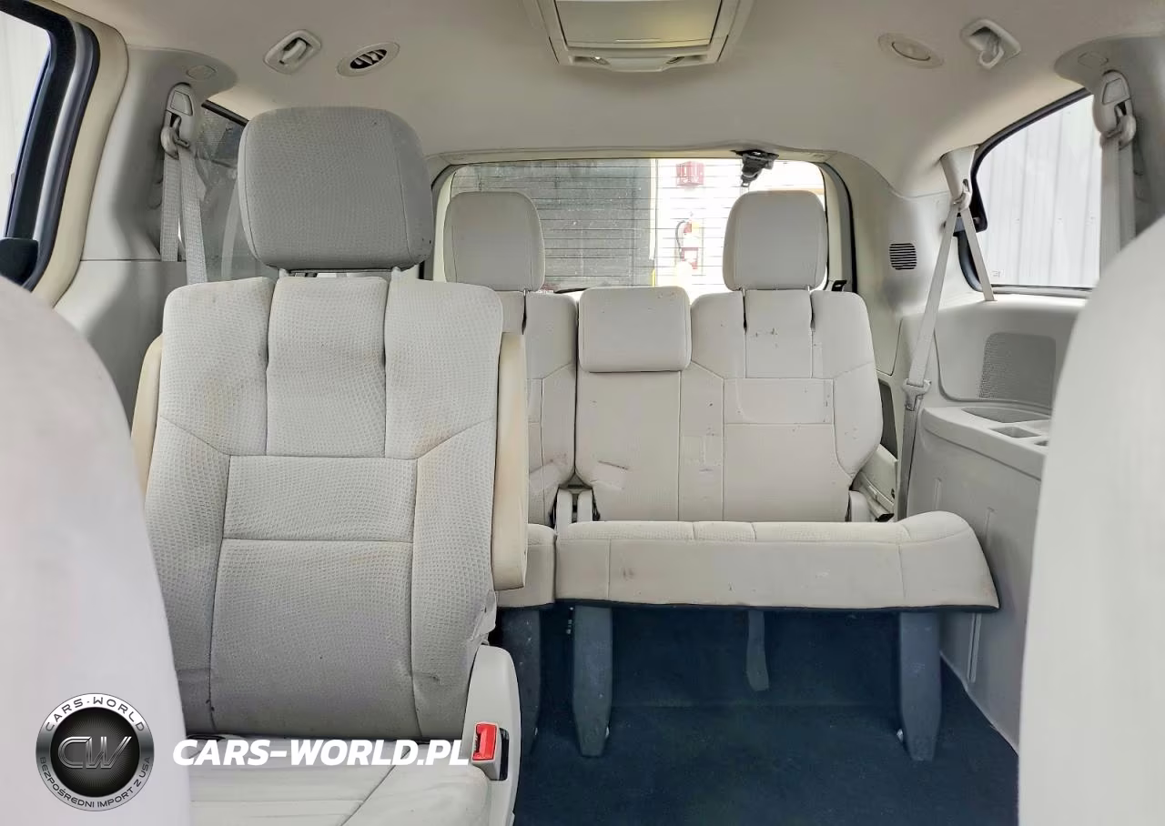 2011 Dodge Grand Caravan Crew VIN:2D4RN5DG5BR721133 - 10