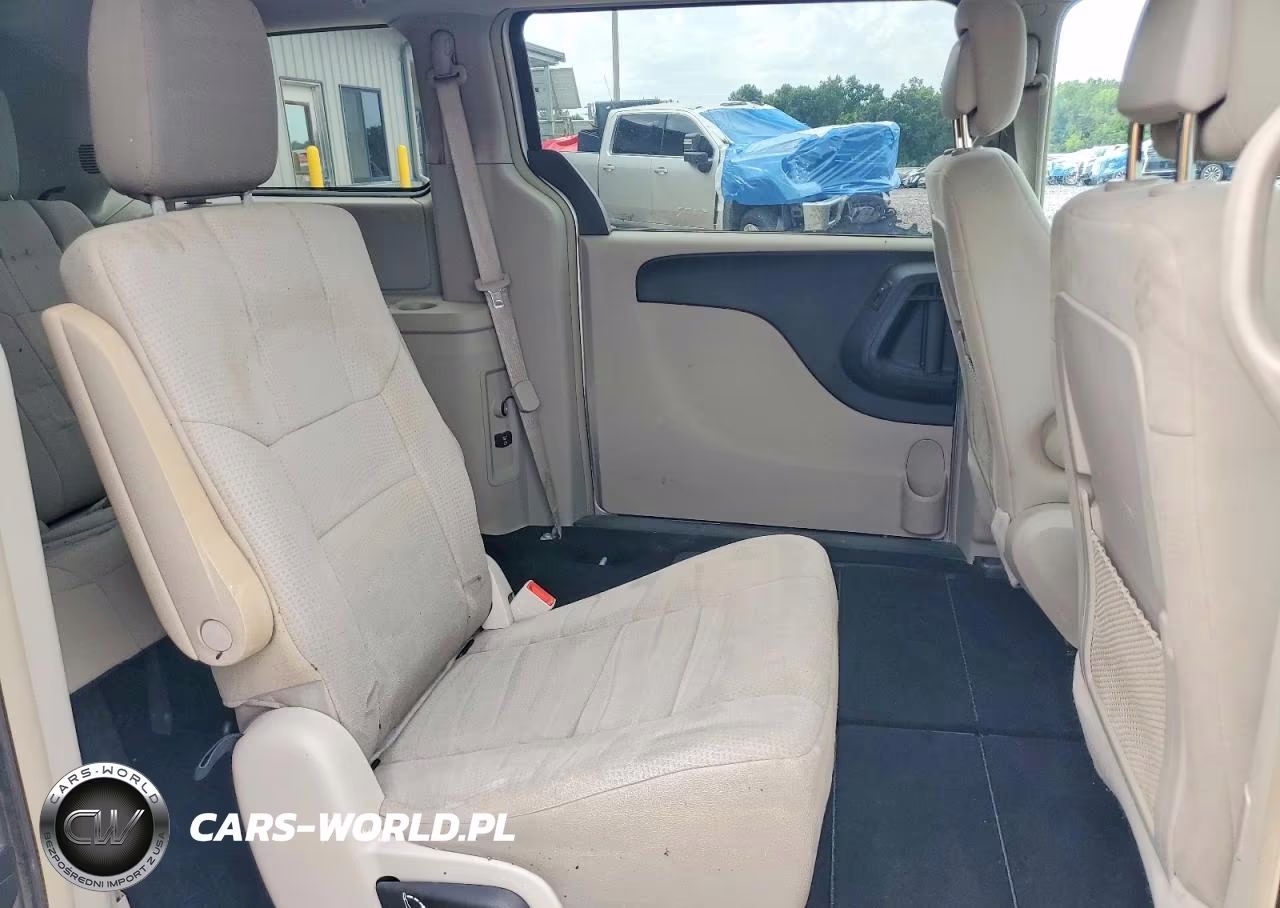 2011 Dodge Grand Caravan Crew VIN:2D4RN5DG5BR721133 - 11