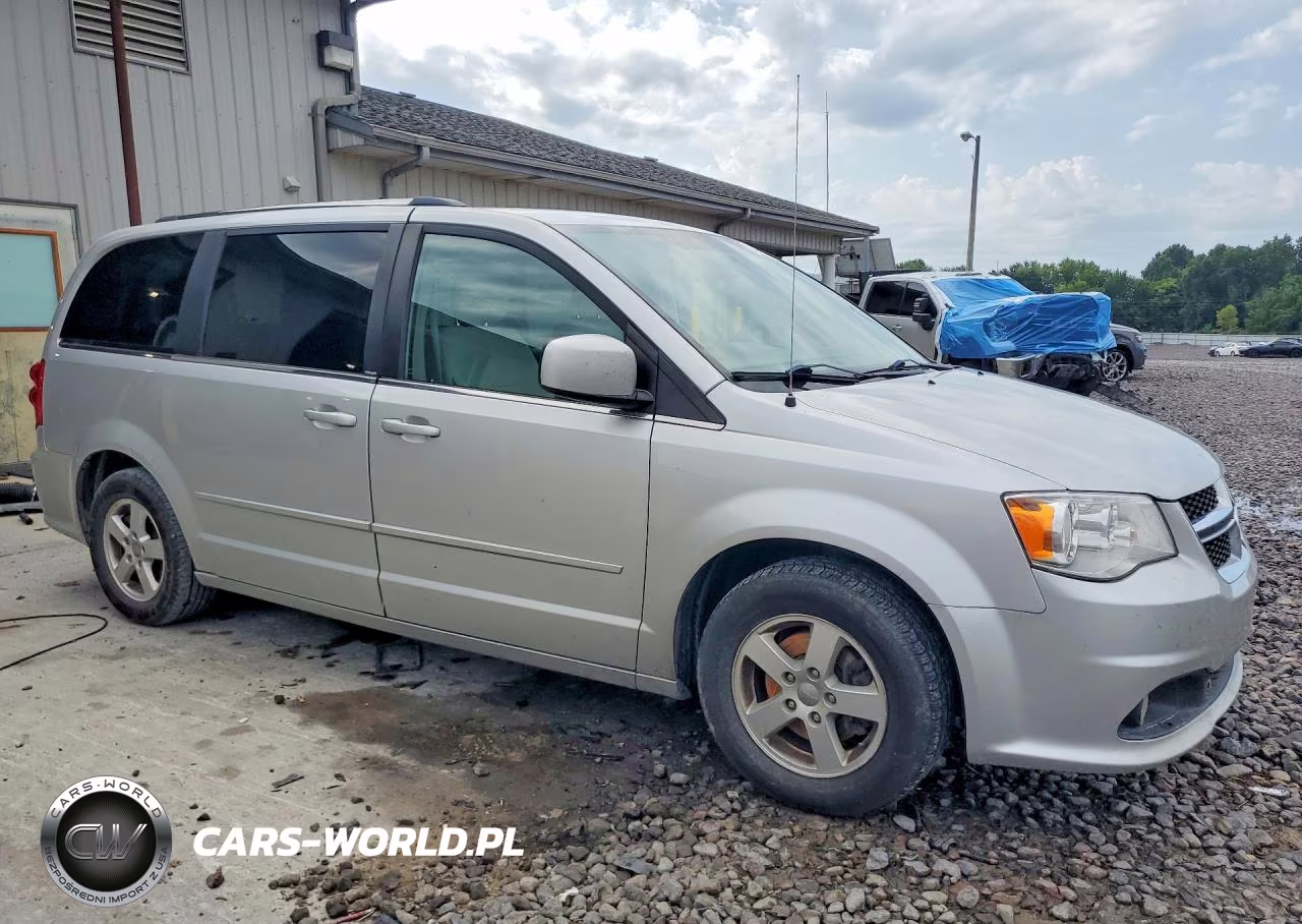 2011 Dodge Grand Caravan Crew VIN:2D4RN5DG5BR721133 - 4