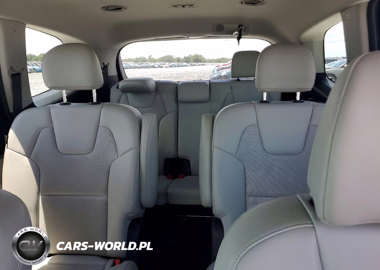 2025 Kia Telluride S VIN:5XYP64GC7SG643740 - 10