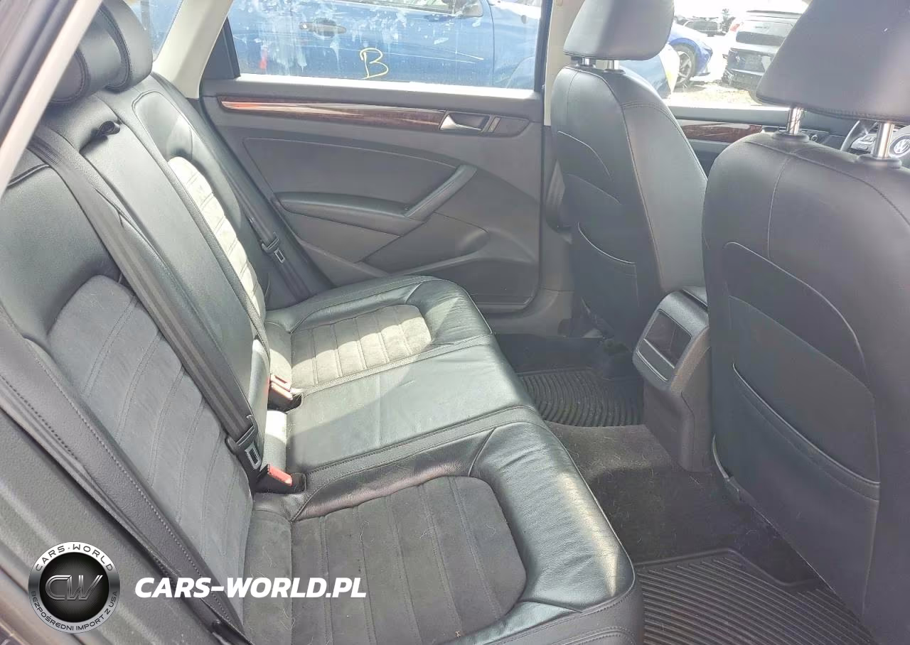 2012 Volkswagen Passat Sel VIN:1VWCP7A3XCC004096 - 10