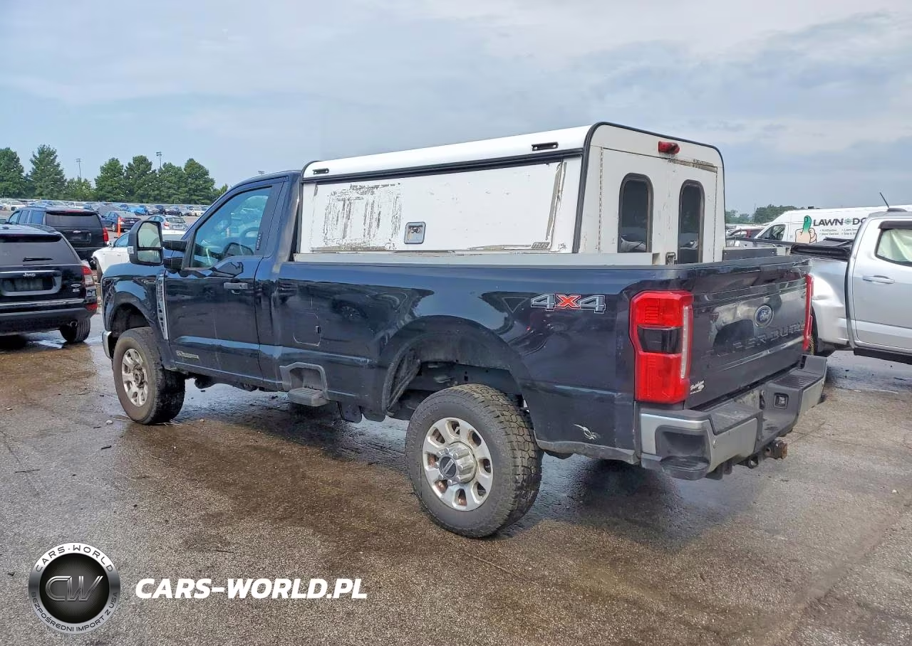 2023 Ford F350 Super Duty VIN:1FTRF3BT5PEE10367 - 2