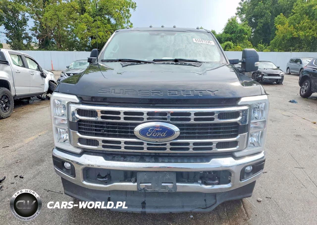 2023 Ford F350 Super Duty VIN:1FTRF3BT5PEE10367 - 5