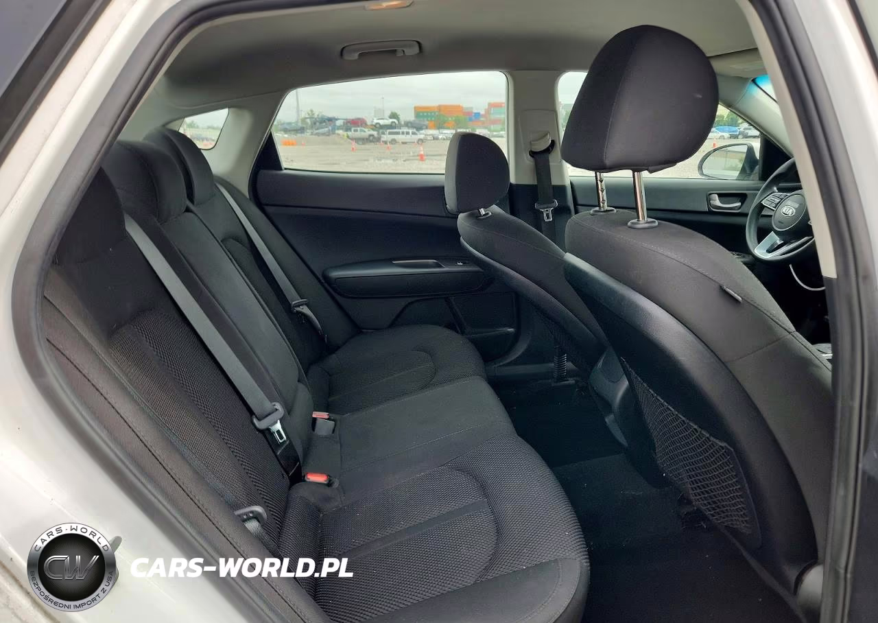 2019 Kia Optima Lx VIN:5XXGT4L31KG374458 - 10