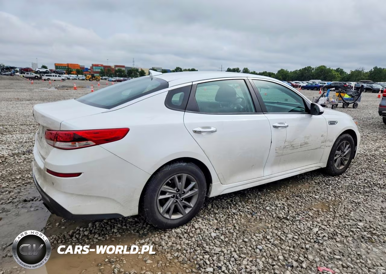 2019 Kia Optima Lx VIN:5XXGT4L31KG374458 - 3
