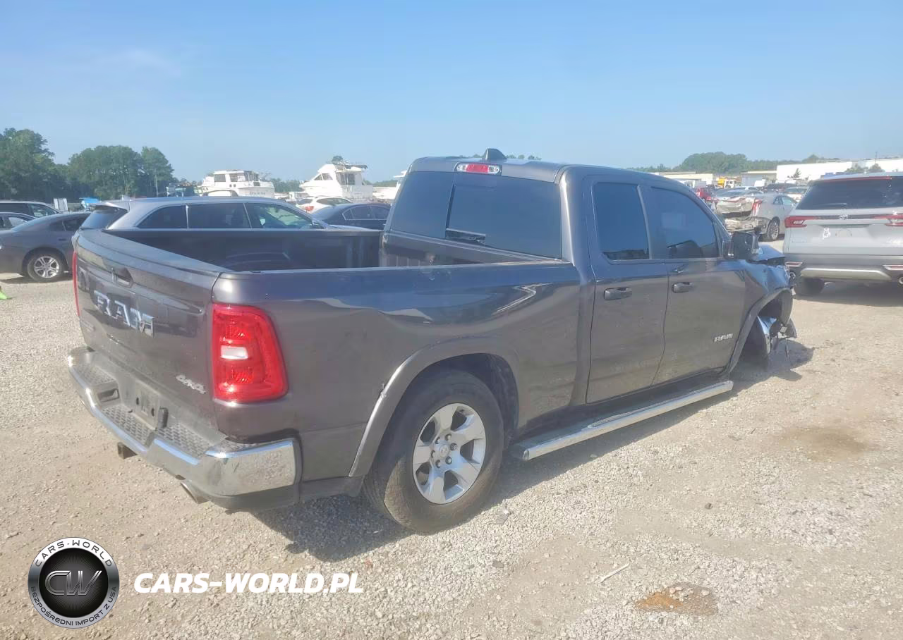 2025 Ram 1500 Big Horn-Lone Star VIN:1C6SRFBP0SN695783 - 3