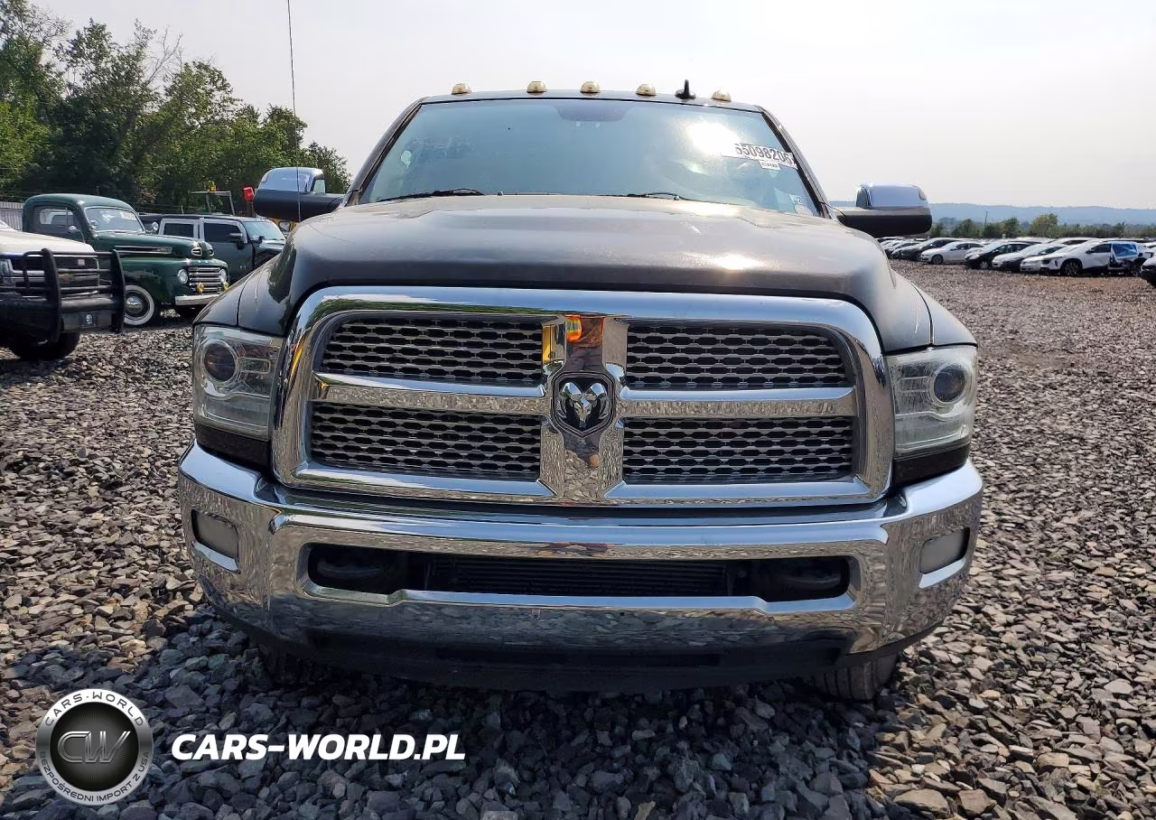 2014 Ram 3500 Laramie VIN:3C63RRJL7EG137253 - 5