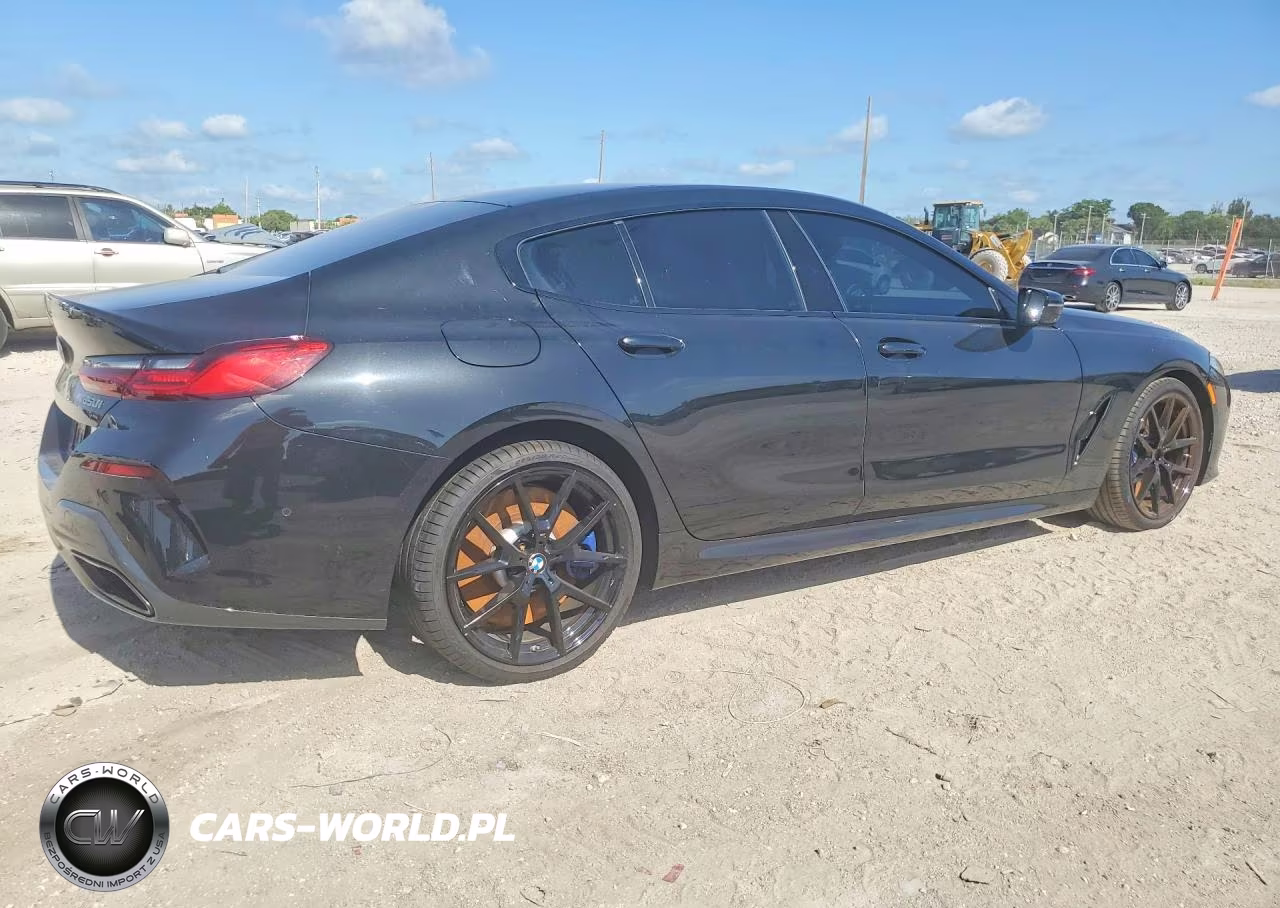 2021 BMW M850Xi VIN:WBAGV8C08MCF68611 - 3
