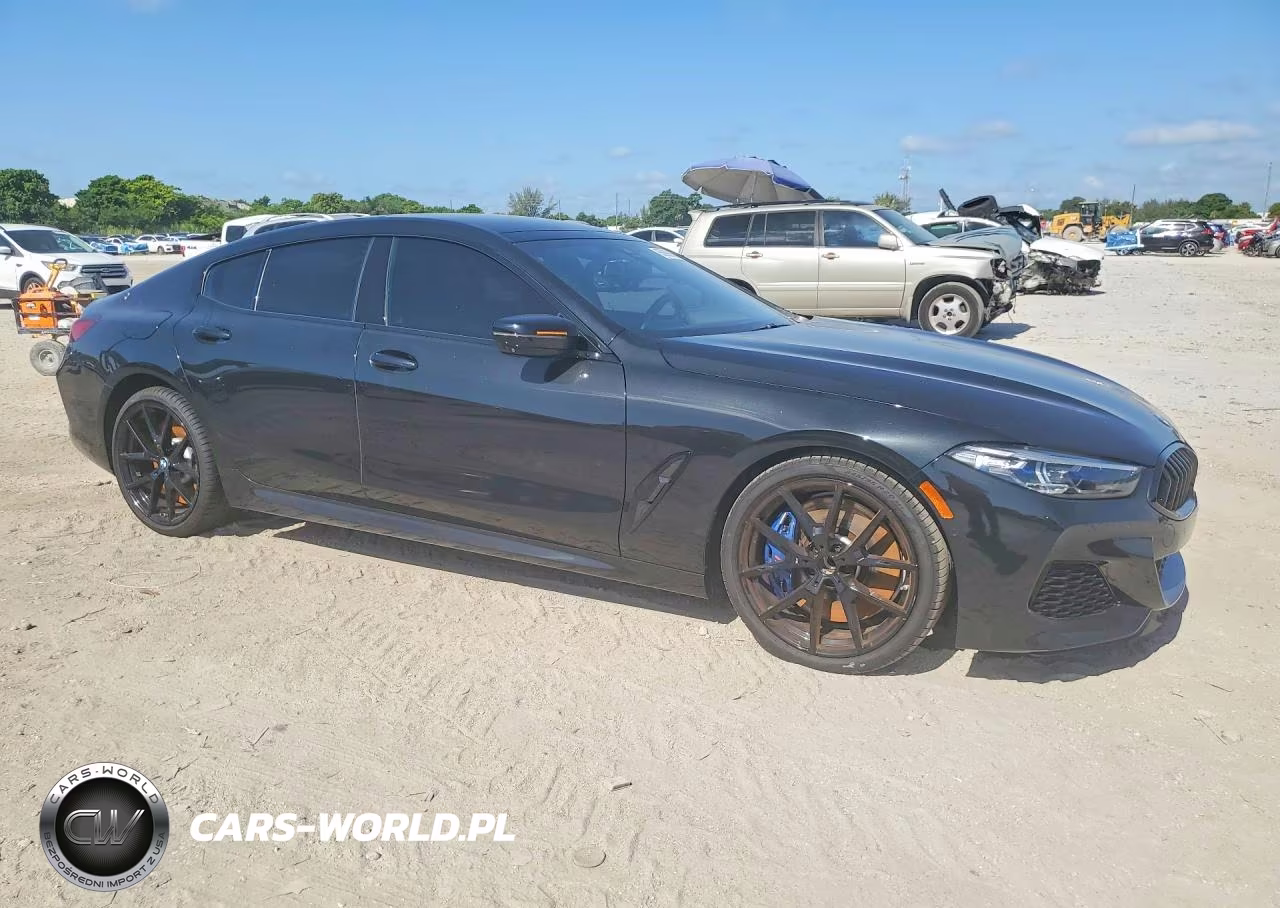2021 BMW M850Xi VIN:WBAGV8C08MCF68611 - 4