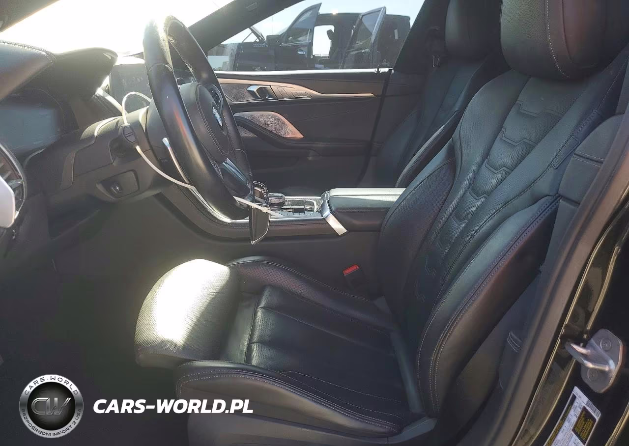 2021 BMW M850Xi VIN:WBAGV8C08MCF68611 - 7