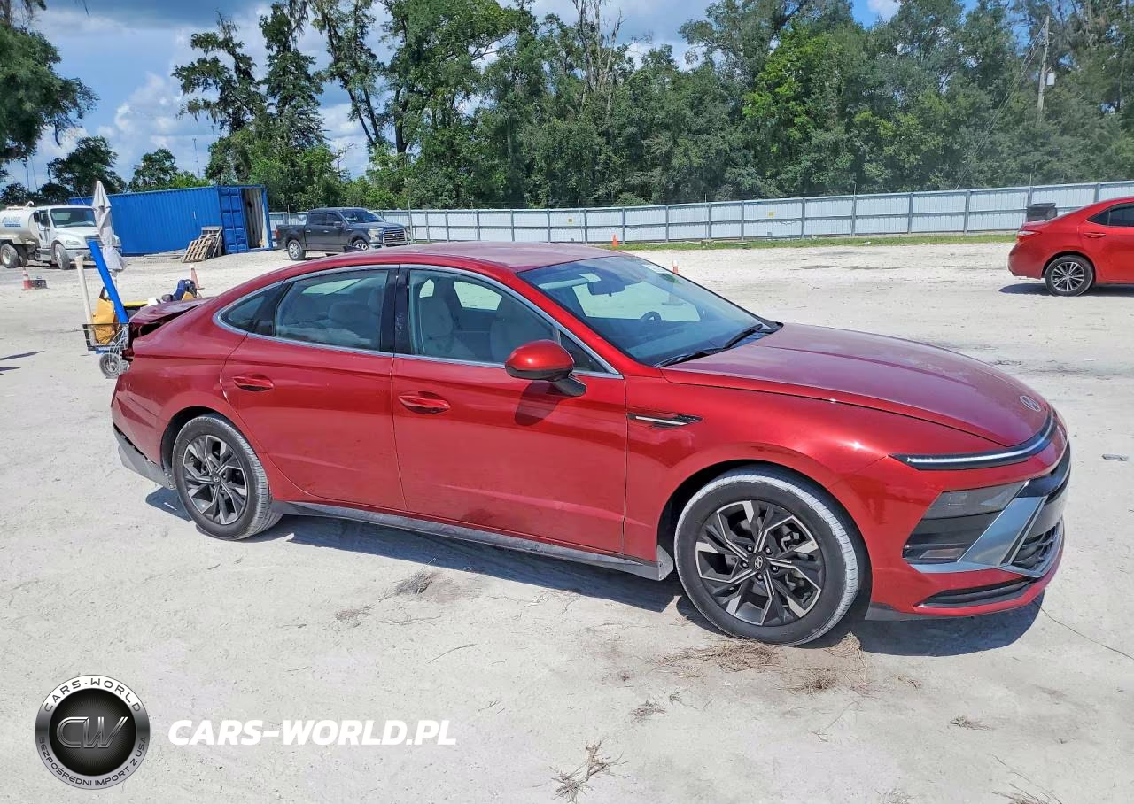 2025 Hyundai Sonata Sel VIN:KMHL64JA3SA451765 - 4