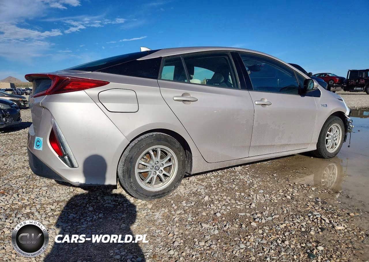 2017 Toyota Prius Prime Premium VIN:JTDKARFP0H3015879 - 3