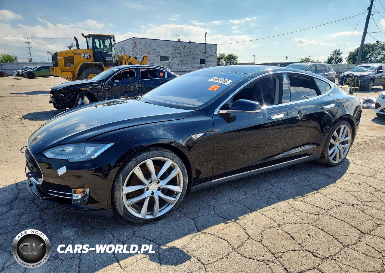 2014 Tesla Model S – zdjęcie 1 z 12