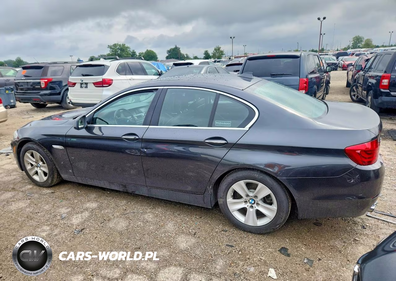 2013 BMW 528 Xi VIN:WBAXH5C50DD110294 - 2
