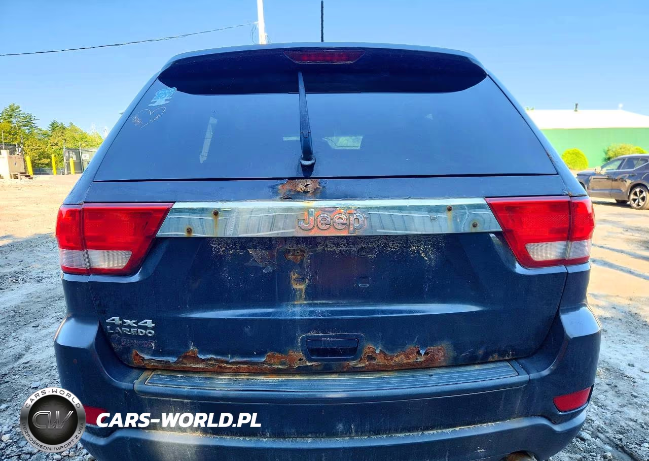 2011 Jeep Grand Cherokee Laredo VIN:1J4RR4GG4BC596569 - 6