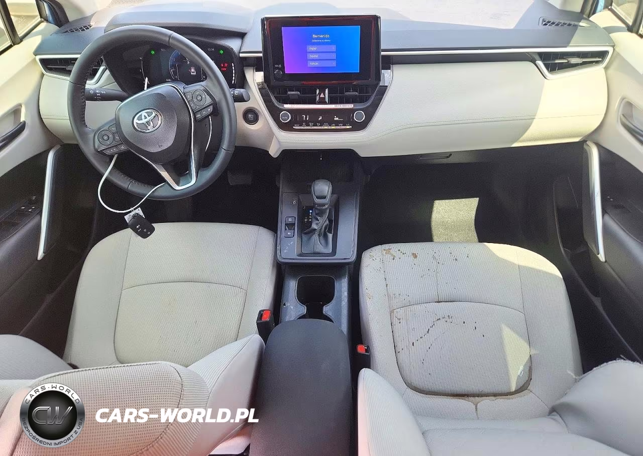2026 Toyota Corolla Cross Le VIN:7MUCAAAG1TV182052 - 8