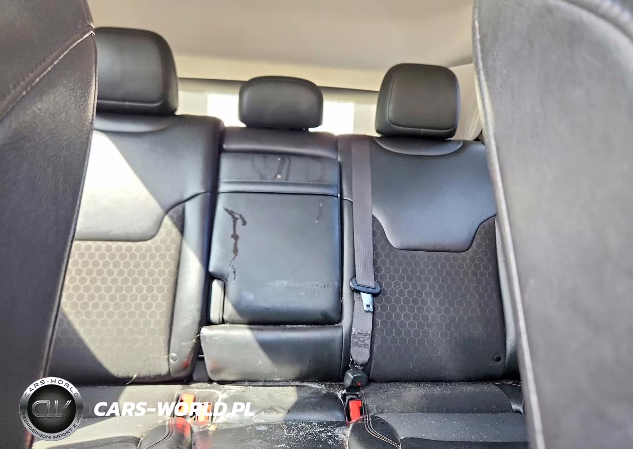 2020 Jeep Compass Latitude VIN:3C4NJDBB5LT112888 - 10