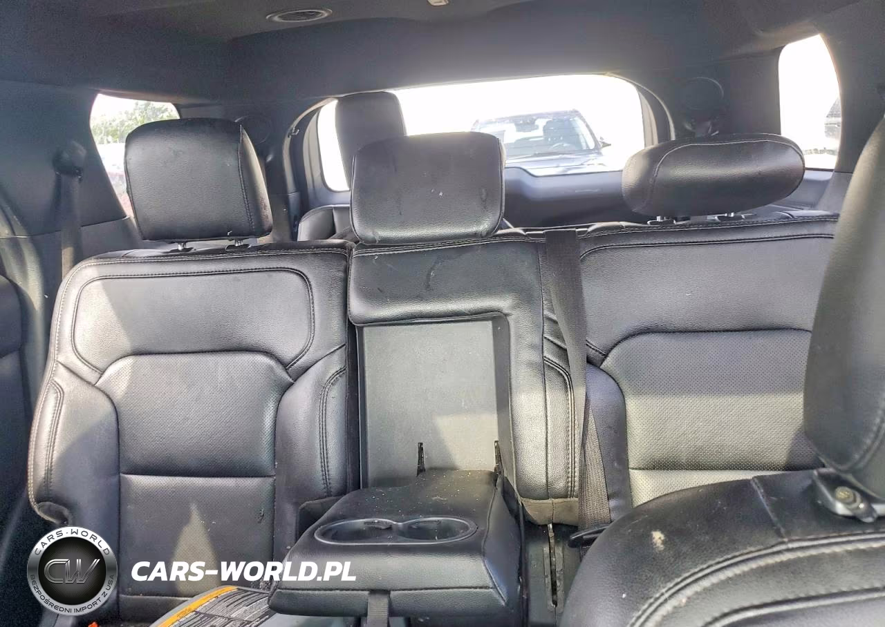 2019 Ford Explorer Limited VIN:1FM5K7F85KGB42839 - 10