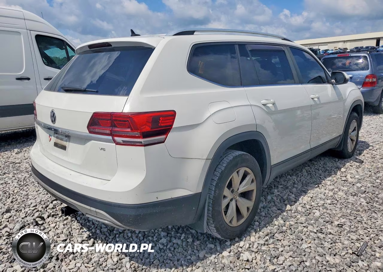 2018 Volkswagen Atlas Se VIN:1V2CR2CA0JC521771 - 3