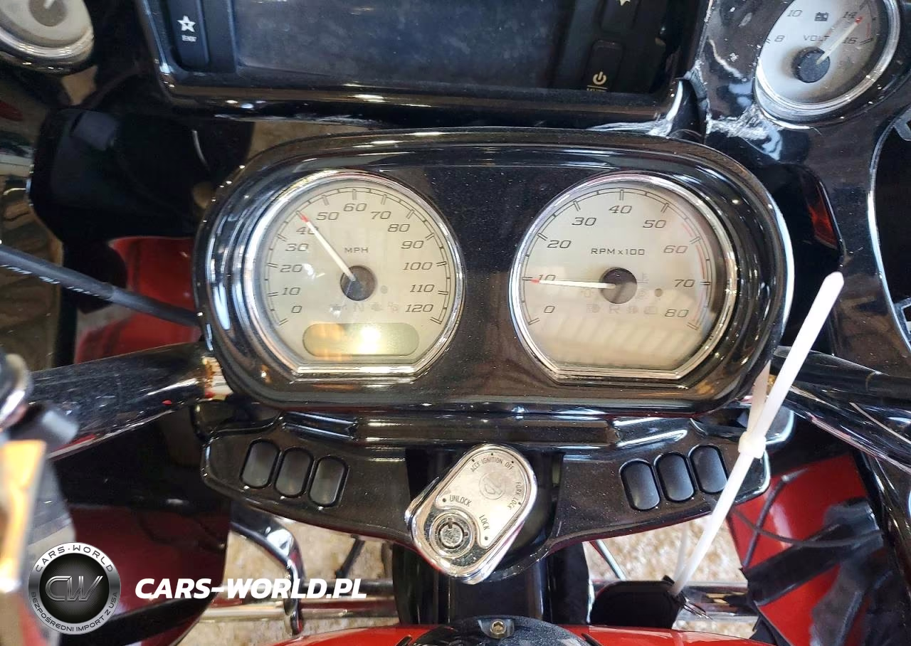 2017 Harley-Davidson Road Glide Special VIN:1HD1KTC17HB688825 - 7