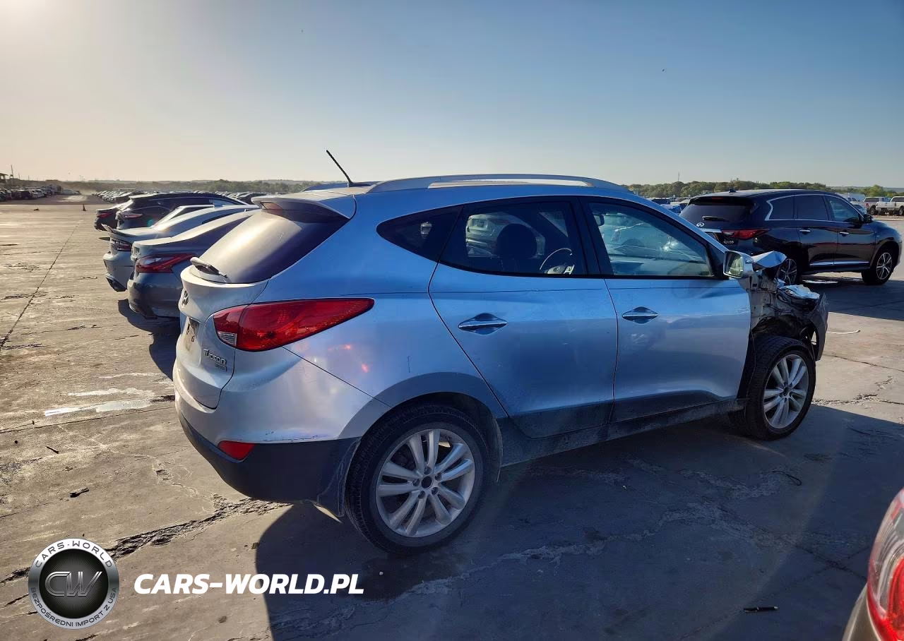 2011 Hyundai Tucson Limited VIN:KM8JU3AC4BU138151 - 3