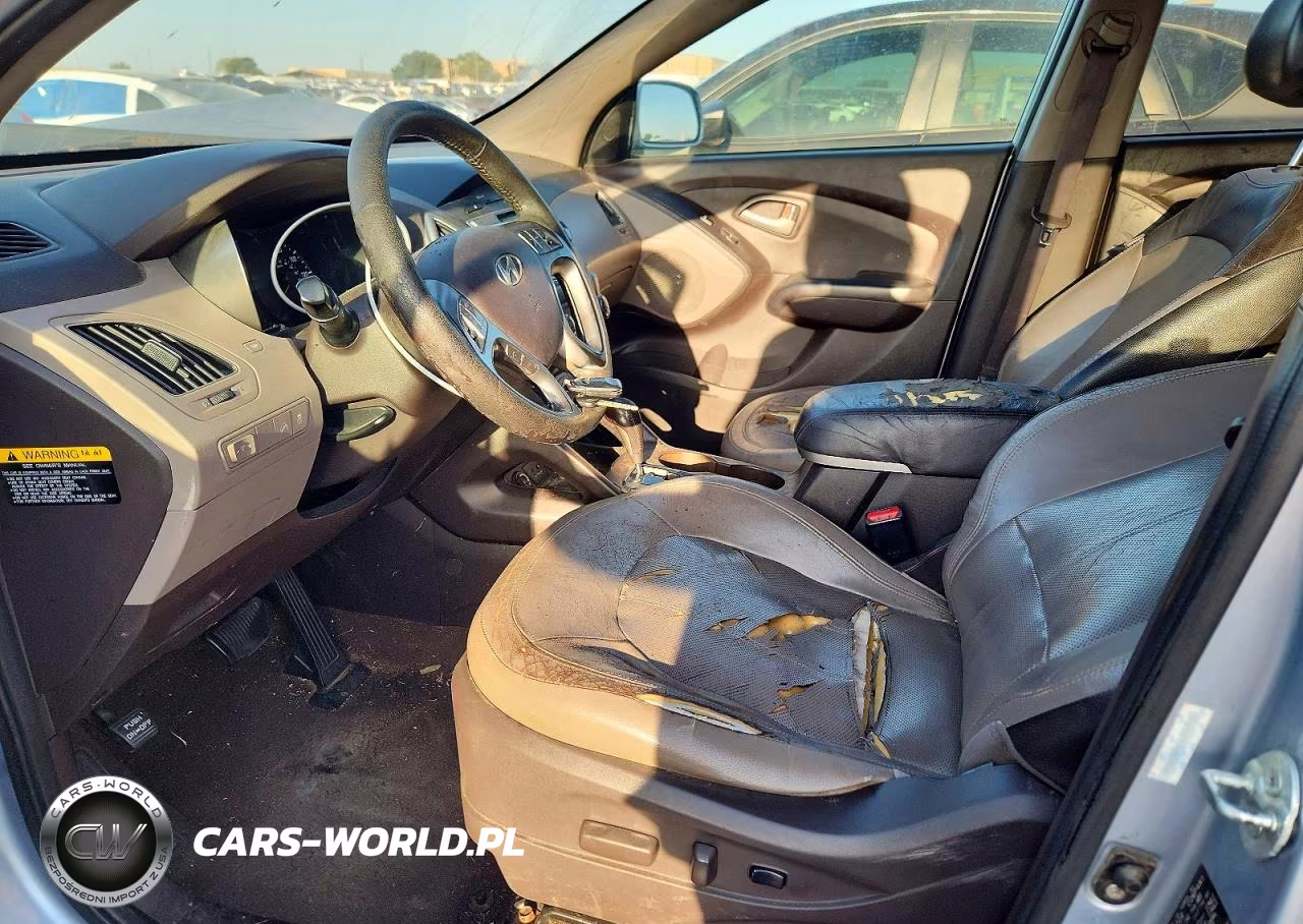 2011 Hyundai Tucson Limited VIN:KM8JU3AC4BU138151 - 7
